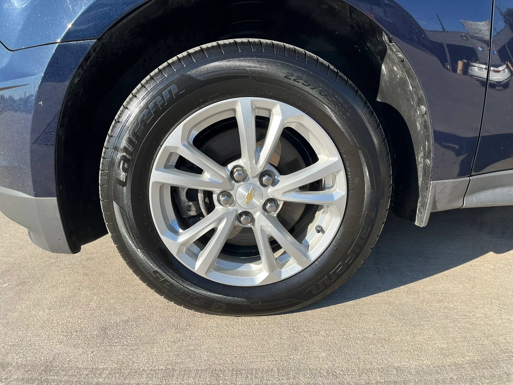 Used 2017 Chevrolet Equinox LS AWD/4WD image 17