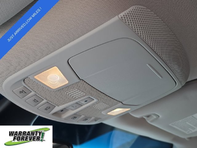 Used 2019 Ford Edge Titanium w/ Equipment Group 301A FWD image 30