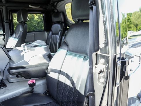 Used 2003 HUMMER H1 4-Door Open Top AWD/4WD image 38