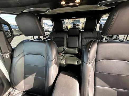 Used 2021 Jeep Wrangler Unlimited Sahara image 25