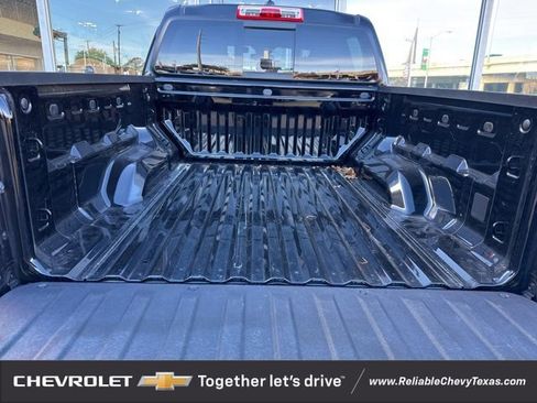 Certified 2024 Chevrolet Colorado Trail Boss w/ Advanced Trailering Package image 10