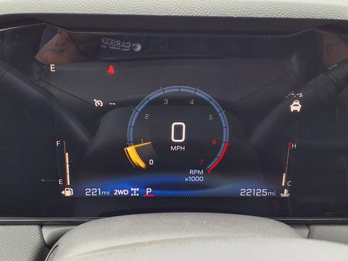 Used 2025 Chevrolet TrailBlazer LT AWD/4WD image 14