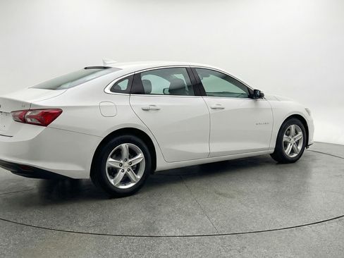Used 2024 Chevrolet Malibu LT image 9