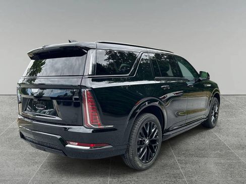 New 2026 Cadillac Escalade IQL Sport 1 w/ LPO, ONYX Package AWD/4WD image 5