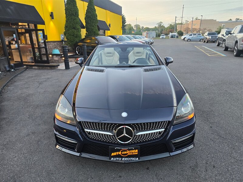 Used 2014 Mercedes-Benz SLK 55 AMG image 22