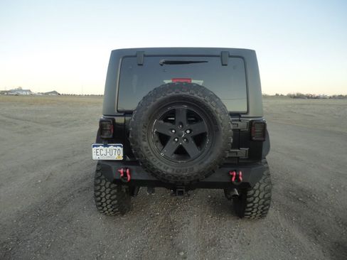 Used 2013 Jeep Wrangler Unlimited Sport image 6