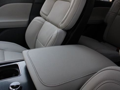 New 2026 Lincoln Aviator Reserve image 47