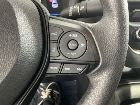 Used 2022 Toyota Corolla LE image 28