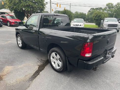 Used 2011 RAM 1500 Express image 3