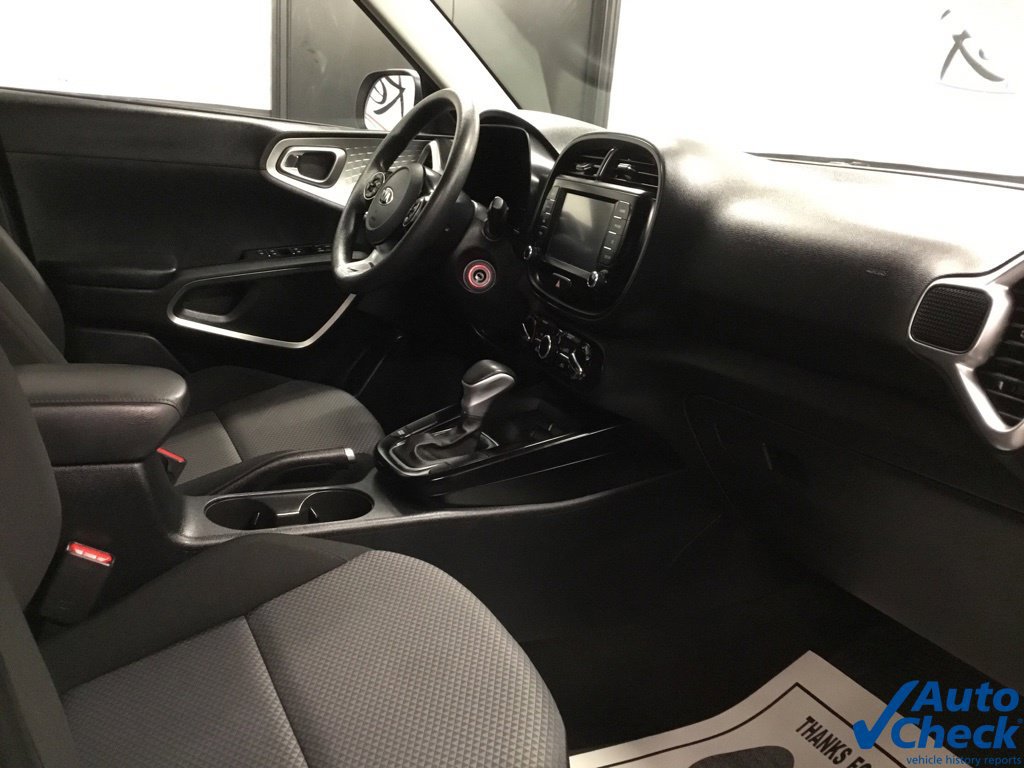 Used 2021 Kia Soul LX FWD image 34