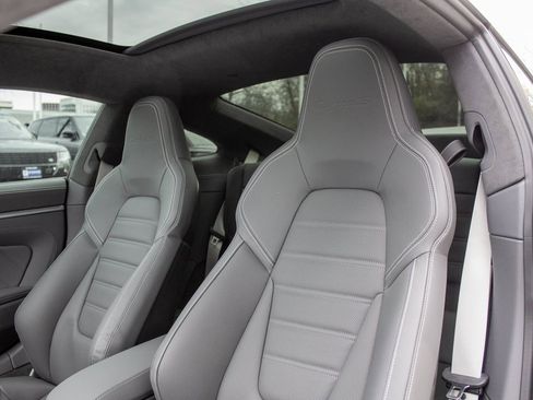 Used 2022 Porsche 911 Turbo S image 12