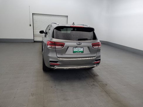 Used 2016 Kia Sorento SX FWD image 6