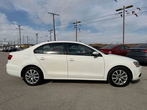 Used 2012 Volkswagen Jetta SE image 6
