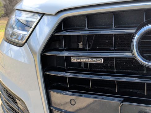 Used 2018 Audi Q3 2.0T Premium Plus image 13