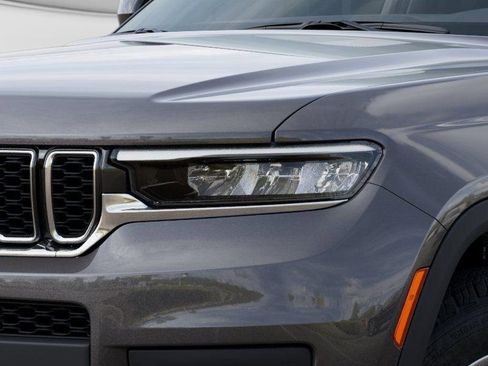 New 2025 Jeep Grand Cherokee L Laredo w/ Luxury Tech Group I image 10