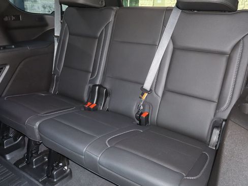 Used 2021 GMC Yukon Denali w/ Denali Ultimate Package AWD/4WD image 7
