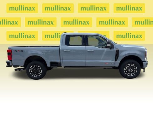 New 2026 Ford F350 4x4 Crew Cab Super Duty image 2