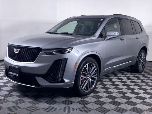 New 2025 Cadillac XT6 Sport w/ Technology Package AWD/4WD image 18