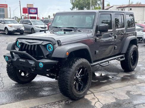 Used 2014 Jeep Wrangler Unlimited Sport w/ Quick Order Package 24S AWD/4WD image 7