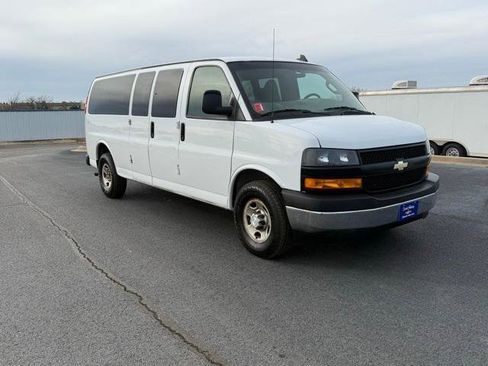 Used 2018 Chevrolet Express 3500 LT w/ LT Preferred Equipment Group image 1