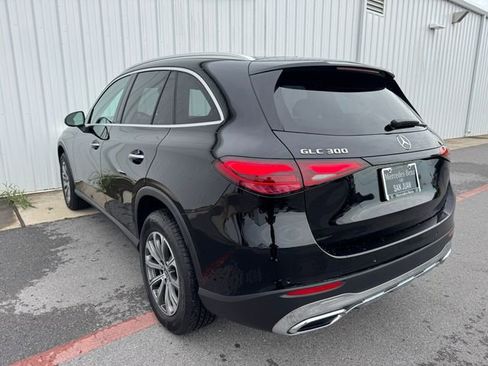 Used 2025 Mercedes-Benz GLC 300 image 9