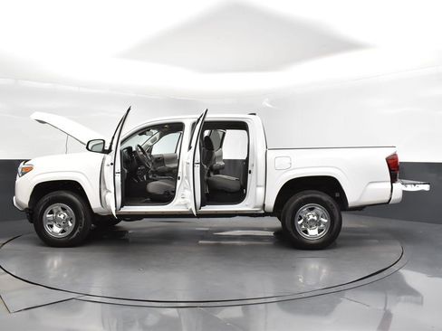 Used 2022 Toyota Tacoma SR w/ SR Convenience Package RWD image 41