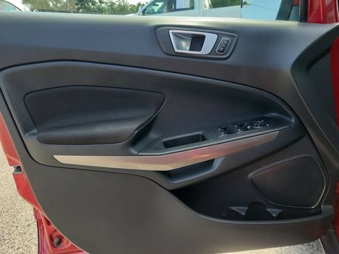 Used 2019 Ford EcoSport SE AWD/4WD image 13