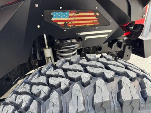 Used 2017 Jeep Wrangler Unlimited Sport image 26