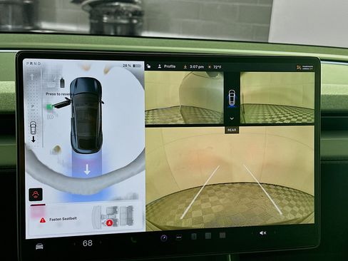 Used 2026 Tesla Model Y 2WD image 21