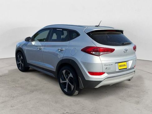 Used 2017 Hyundai Tucson Sport AWD/4WD image 3