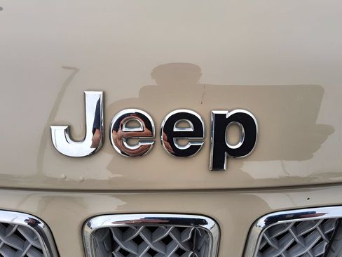 Used 2016 Jeep Compass High Altitude AWD/4WD image 36