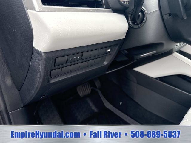 Used 2024 Mitsubishi Outlander SEL Black Edition AWD/4WD image 22