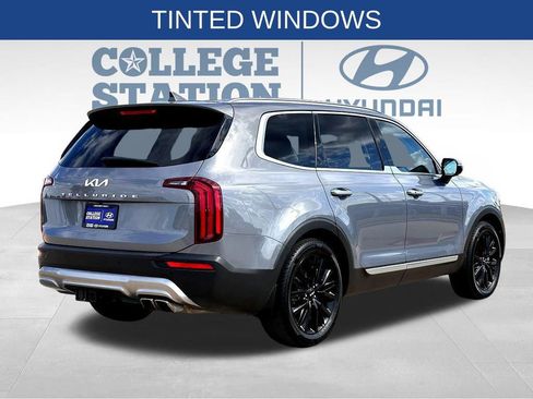 Used 2022 Kia Telluride SX w/ Towing Package image 10