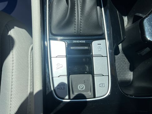 Used 2025 Hyundai Tucson SEL FWD image 38