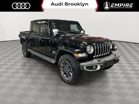 Used 2021 Jeep Gladiator Overland w/ Popular Equipment Package AWD/4WD image 1