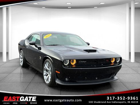 Used 2023 Dodge Challenger R/T Scat Pack image 1