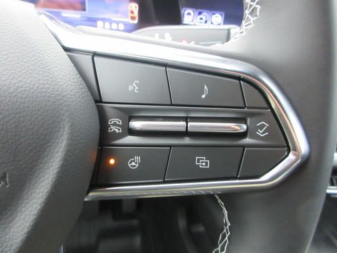 New 2026 Chevrolet Equinox EV LT AWD/4WD image 25