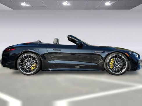 New 2026 Mercedes-Benz SL 63 AMG 4MATIC image 7