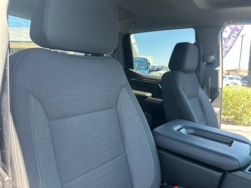 Certified 2022 Chevrolet Silverado 1500 LT RWD image 32