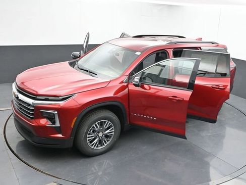 New 2026 Chevrolet Traverse LT w/ Driver Confidence Package image 59