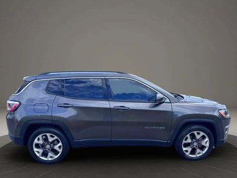 Used 2020 Jeep Compass Limited image 3