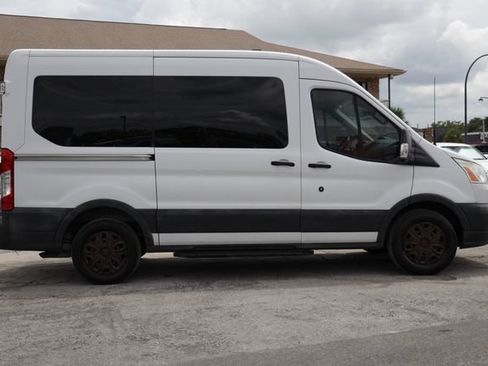 Used 2015 Ford Transit 150 XLT RWD image 16