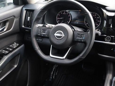 Certified 2024 Nissan Pathfinder SL w/ SL Premium Package AWD/4WD image 30