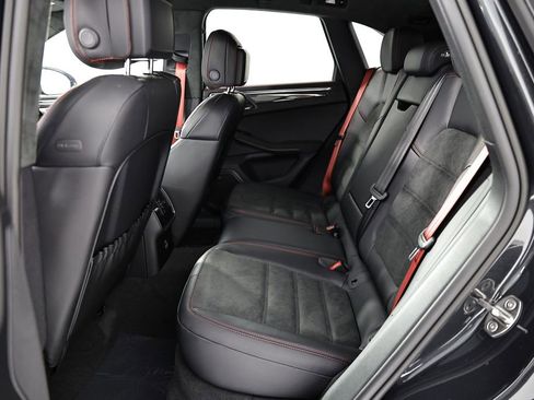 New 2026 Porsche Macan GTS image 27