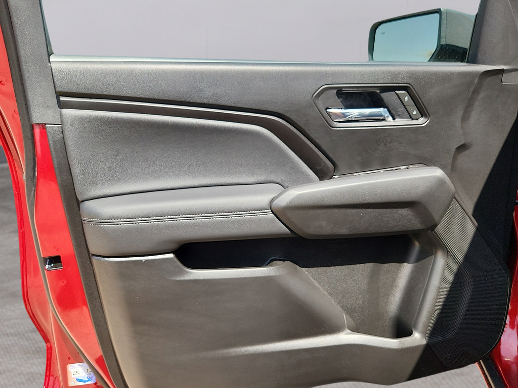New 2026 Chevrolet Colorado LT RWD image 11