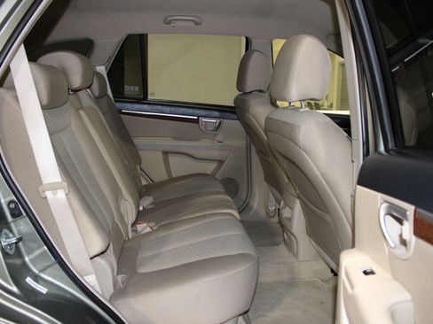 Used 2009 Hyundai Santa Fe GLS FWD image 24