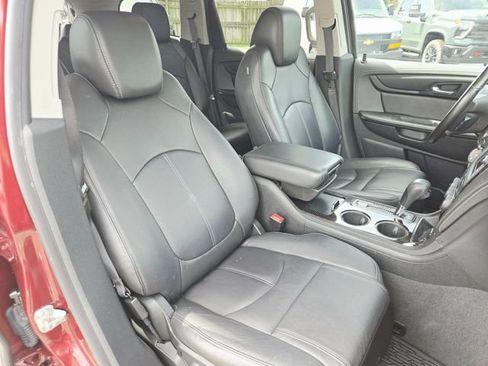 Used 2017 Chevrolet Traverse LT FWD image 15