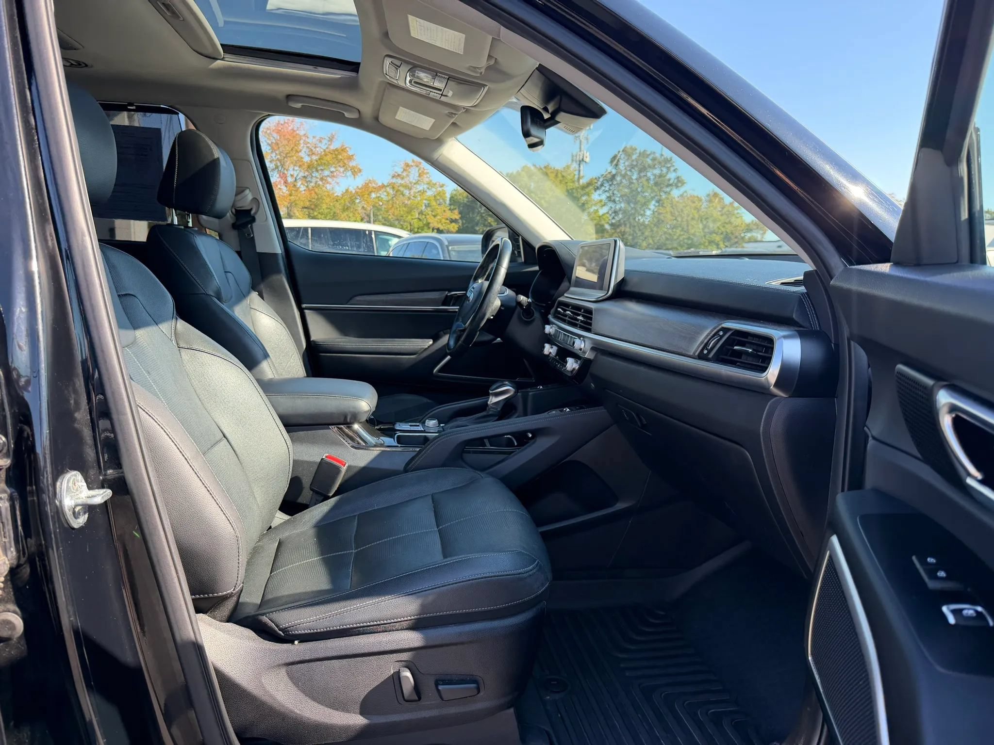 Used 2021 Kia Telluride EX w/ EX Premium Package AWD/4WD image 25