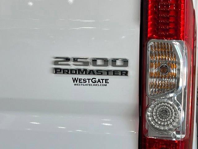 Used 2025 RAM ProMaster 2500 w/ Convenience Group FWD image 39