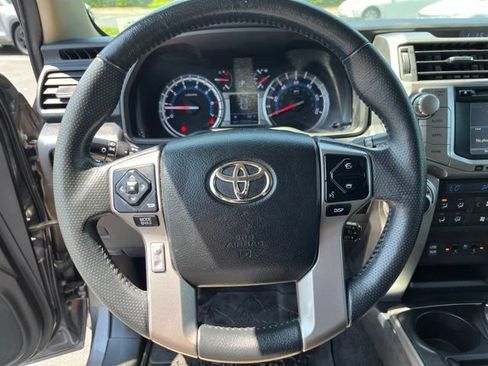 Used 2017 Toyota 4Runner Limited AWD/4WD image 22